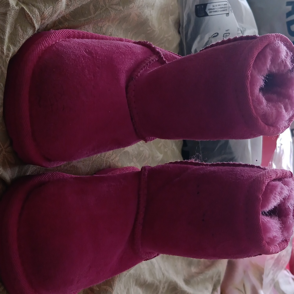 UGG Kids Boots in Pink - Picture 6 of 7